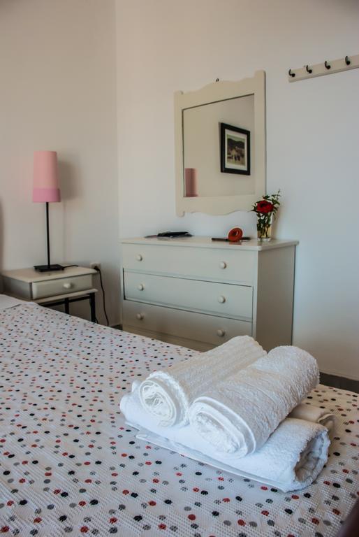 Angela Studios Ieromonachos Habitación foto